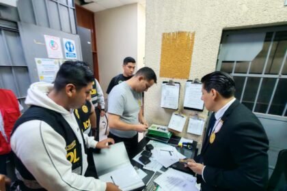 Policías detenidos en megaoperativo contra “Los Oropeza”