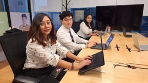 • La Fundación Forge otorgará las becas mediante el programa “Tu Futuro”, dirigido a jóvenes de Lima y Callao que buscan acceder a su primer empleo formal.