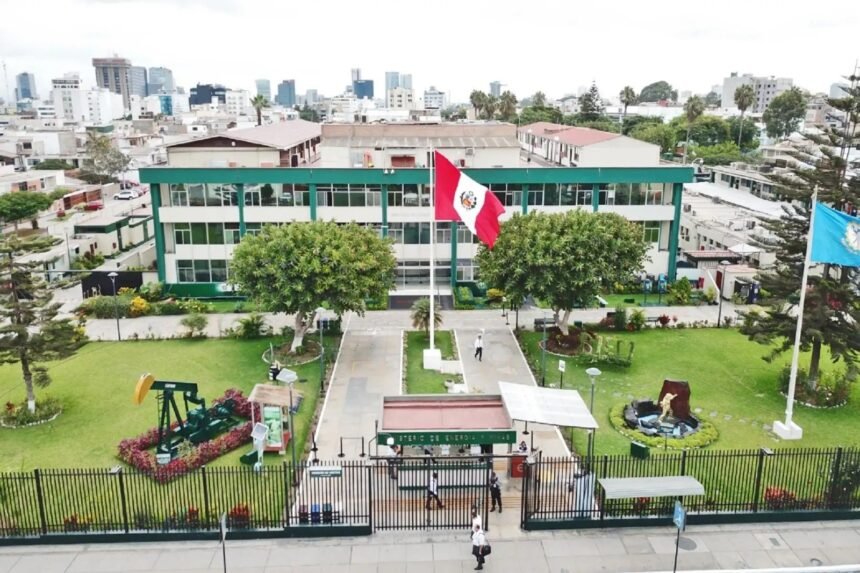 Sede del Ministerio de Energía y Minas.