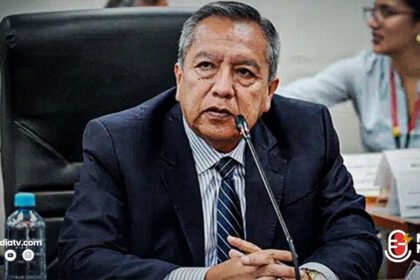 Moreno Eustaquio es médico cirujano egresado de la Universidad Nacional San Luis Gonzaga de Ica.